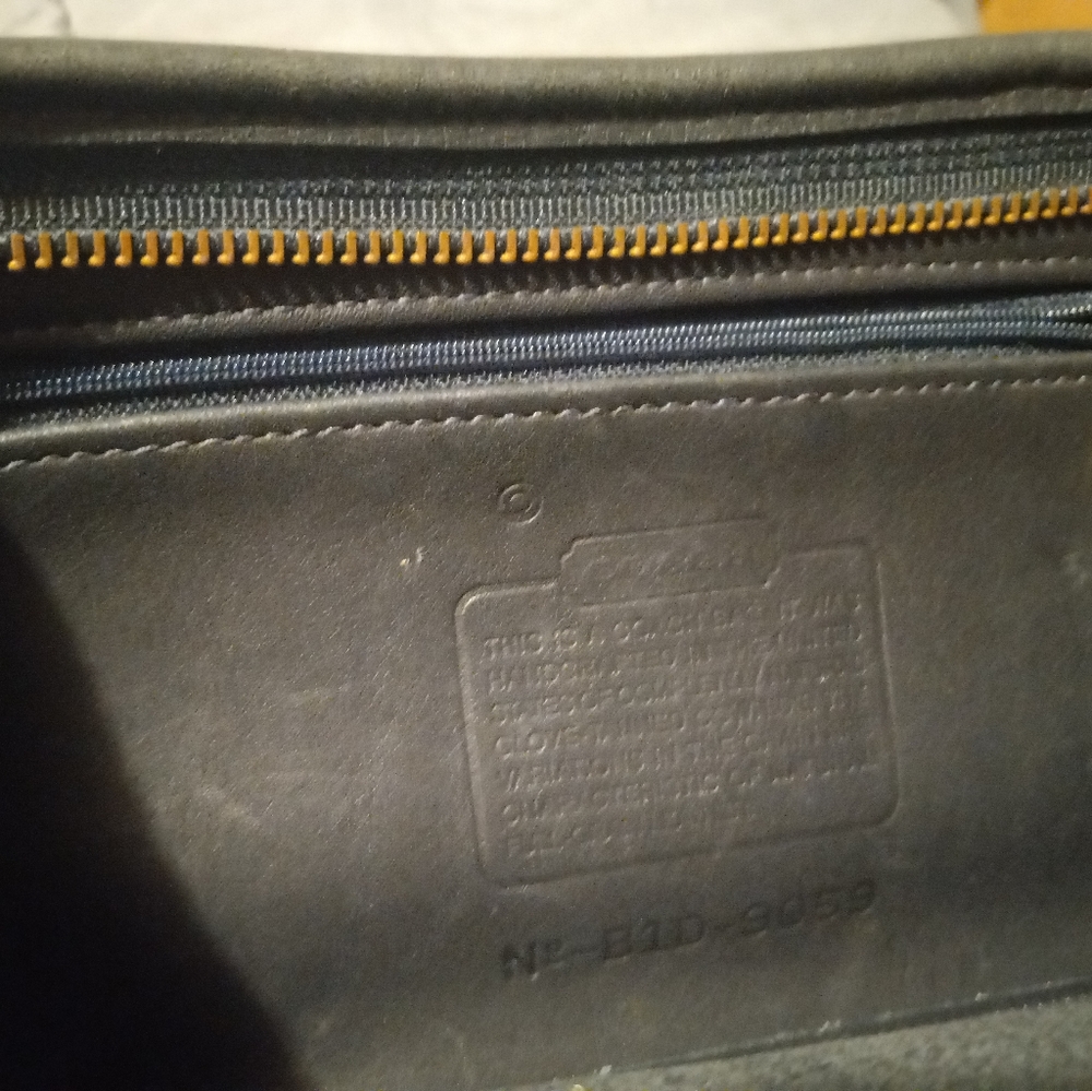 Coach purse dark blue hobo style it has 1 pocket